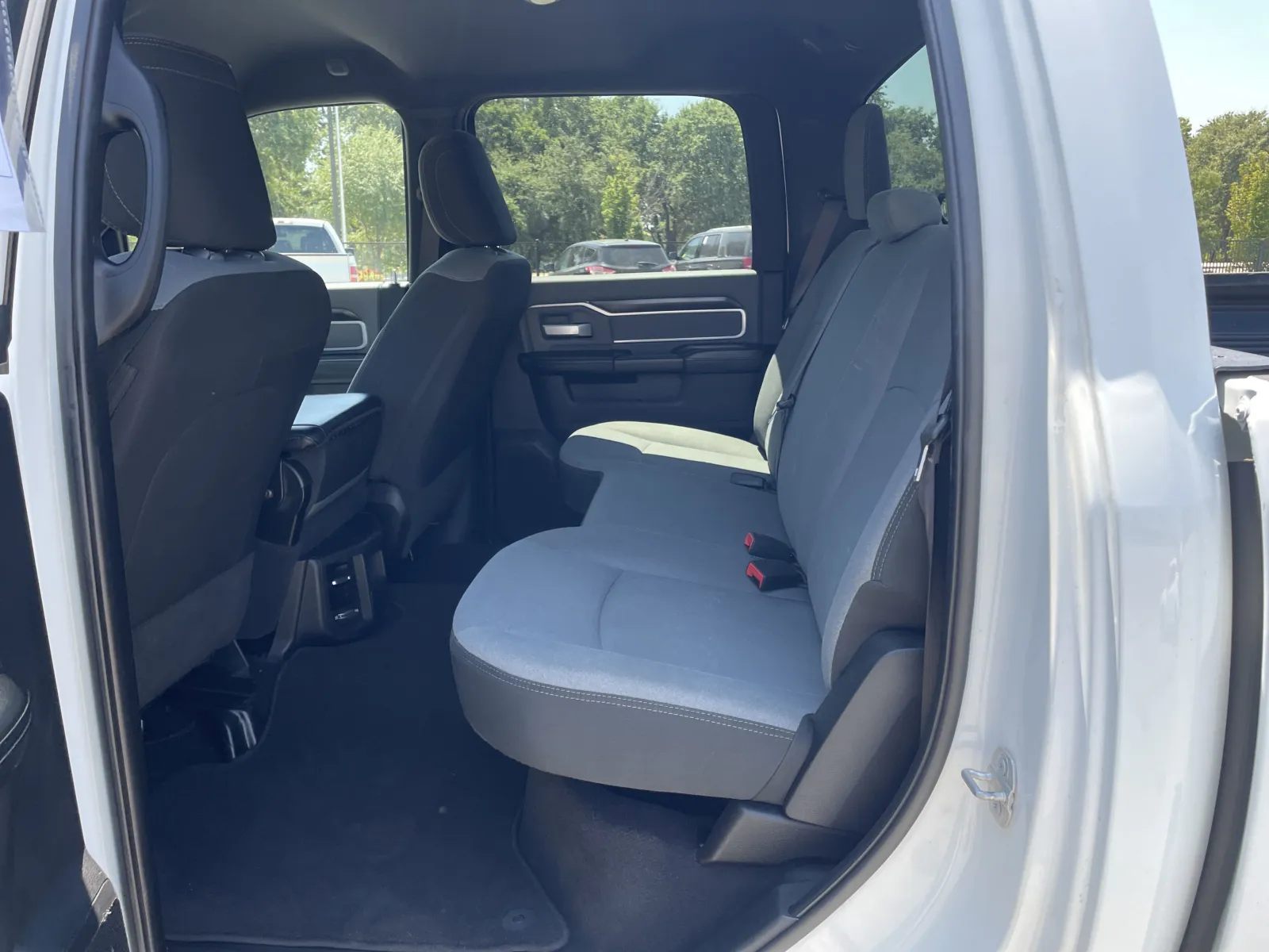 2022 RAM Ram 2500 Pickup Big Horn - Photo 11