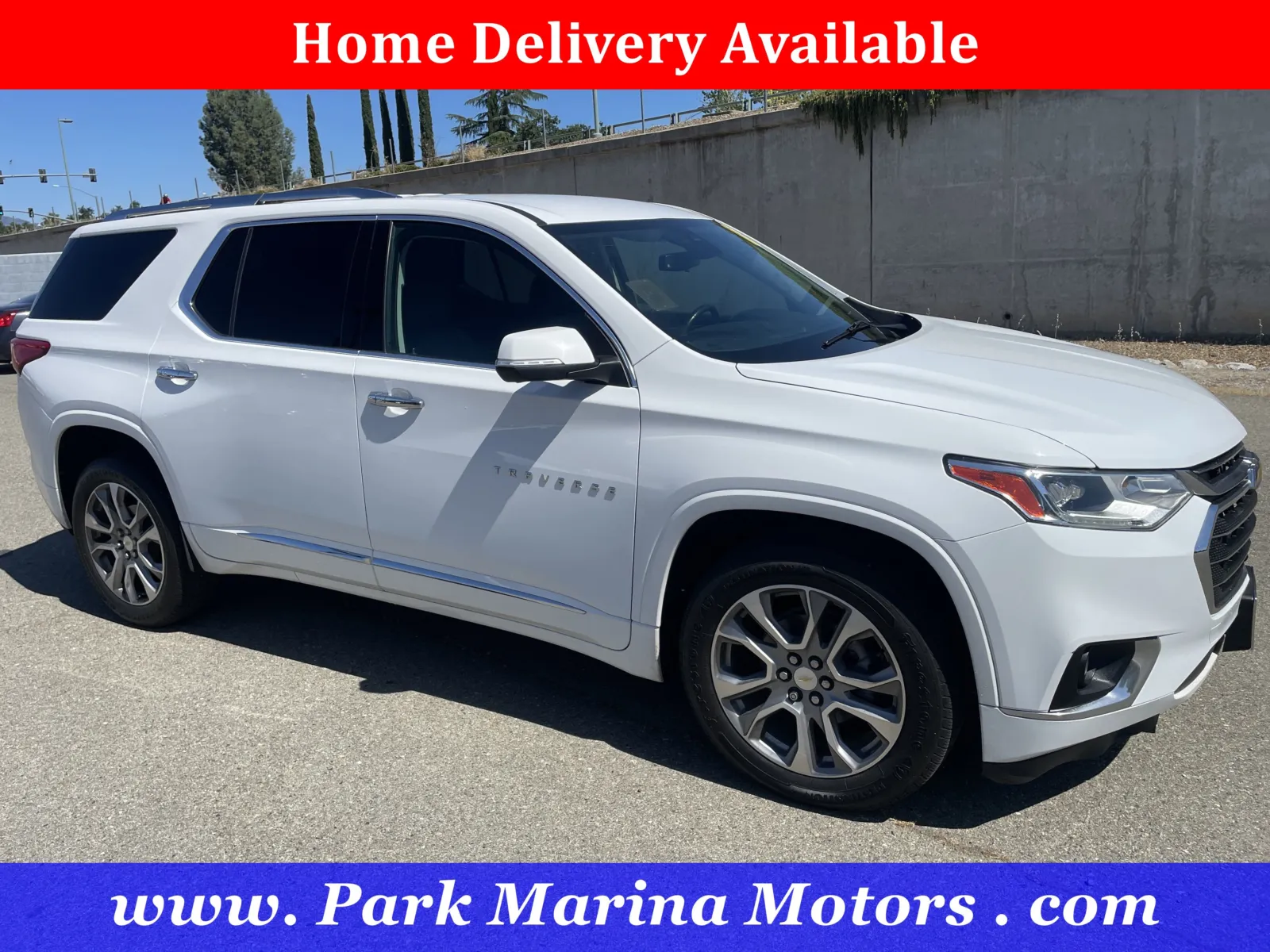 White 2021 Chevrolet Traverse Premier for sale in Redding, CA