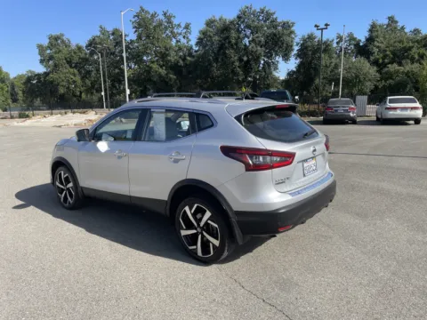More photos of 2020 Nissan Rogue Sport SL at Park Marina Motors, CA