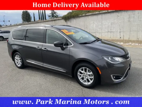 Gray 2020 Chrysler Pacifica Touring L for sale in Redding, CA