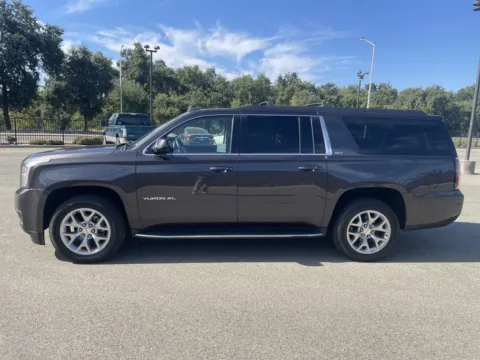 More photos of 2016 GMC Yukon XL SLT at Park Marina Motors, CA
