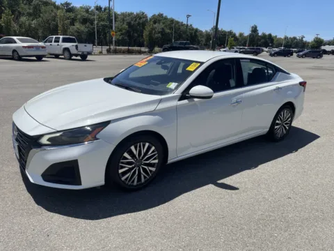 Another view of 2023 Nissan Altima 2.5 SV for sale in Redding, CA at Park Marina Motors
