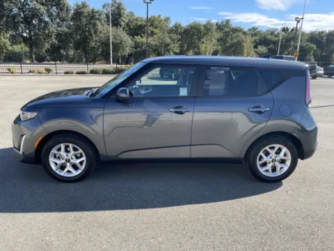 More photos of 2023 Kia Soul LX at Park Marina Motors, CA
