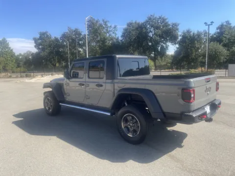More photos of 2020 Jeep Gladiator Rubicon at Park Marina Motors, CA