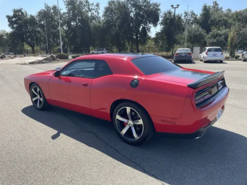 More photos of 2015 Dodge Challenger R/T Shaker at Park Marina Motors, CA