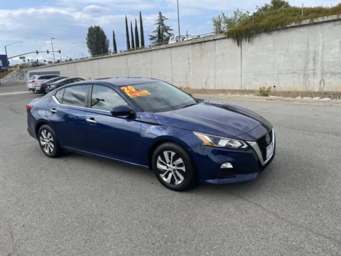 Blue 2020 Nissan Altima 2.5 S for sale in Redding, CA