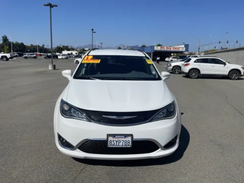 Photos of 2019 Chrysler Pacifica Touring L for sale in Redding, CA at Park Marina Motors