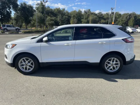 More photos of 2022 Ford Edge at Park Marina Motors, CA