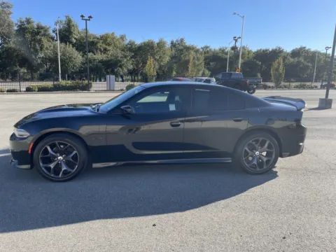 More photos of 2019 Dodge Charger R/T at Park Marina Motors, CA