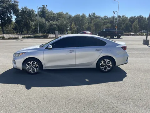 More photos of 2021 Kia Forte LXS at Park Marina Motors, CA
