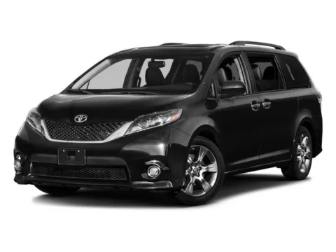 Gray 2017 Toyota Sienna SE for sale in Redding, CA