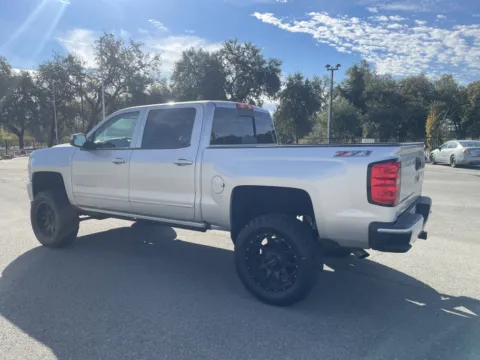 More photos of 2017 Chevrolet Silverado 1500 LT at Park Marina Motors, CA