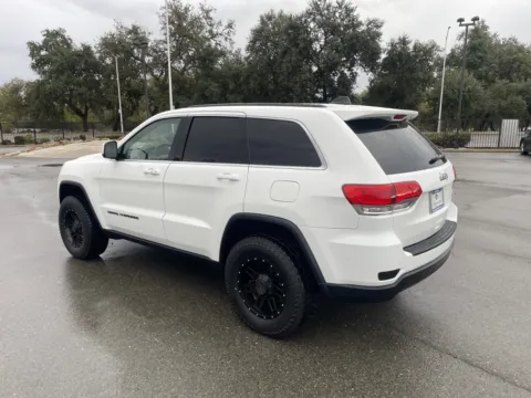 White 2019 Jeep Grand Cherokee Laredo for sale in Redding, CA