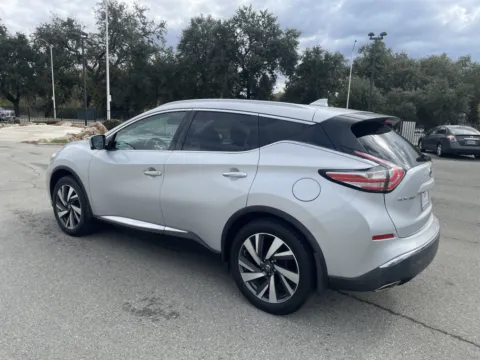 More photos of 2017 Nissan Murano Platinum at Park Marina Motors, CA