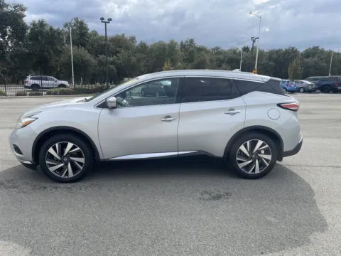More photos of 2017 Nissan Murano Platinum at Park Marina Motors, CA