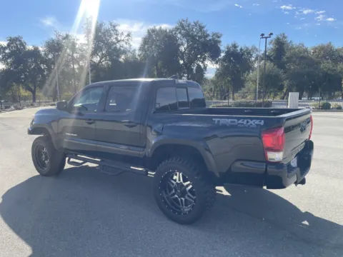 More photos of 2016 Toyota Tacoma TRD Sport at Park Marina Motors, CA