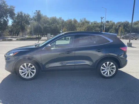 More photos of 2022 Ford Escape Titanium at Park Marina Motors, CA
