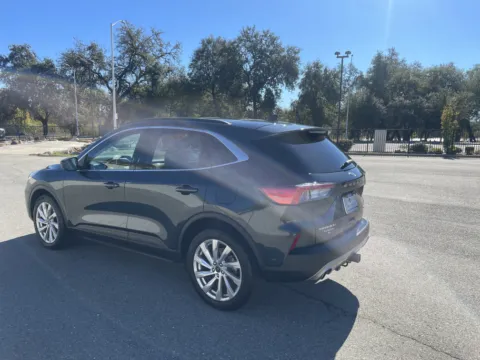 More photos of 2022 Ford Escape Titanium at Park Marina Motors, CA