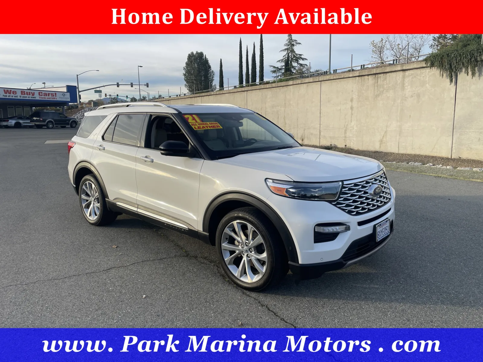2021 Ford Explorer Platinum's photo