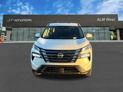 Photos of 2024 Nissan Rogue SV for sale in Lithia Springs, GA at ALM Hyundai West