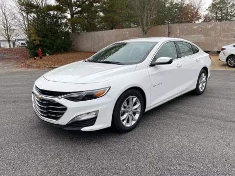 Photos of 2024 Chevrolet Malibu LT for sale in Lithia Springs, GA at ALM Hyundai West