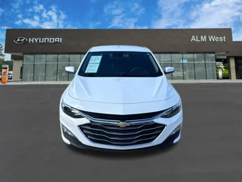 Photos of 2024 Chevrolet Malibu LT for sale in Lithia Springs, GA at ALM Hyundai West