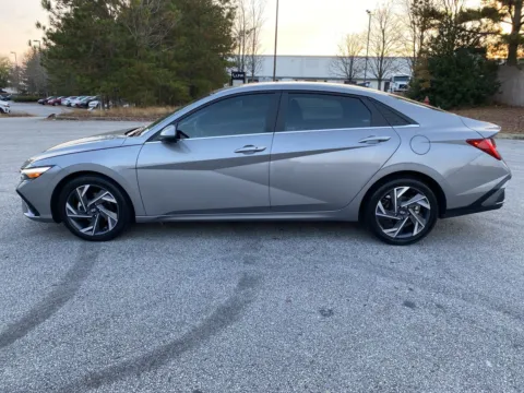 Another view of 2024 Hyundai Elantra SEL for sale in Lithia Springs, GA at ALM Hyundai West