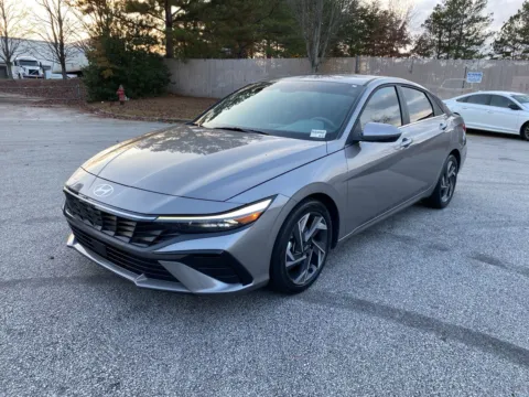 Gray 2024 Hyundai Elantra SEL for sale in Lithia Springs, GA