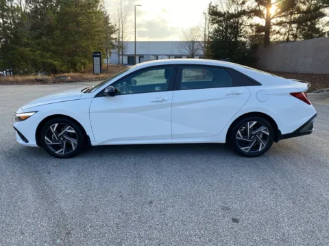 Another view of 2025 Hyundai Elantra SEL Sport for sale in Lithia Springs, GA at ALM Hyundai West