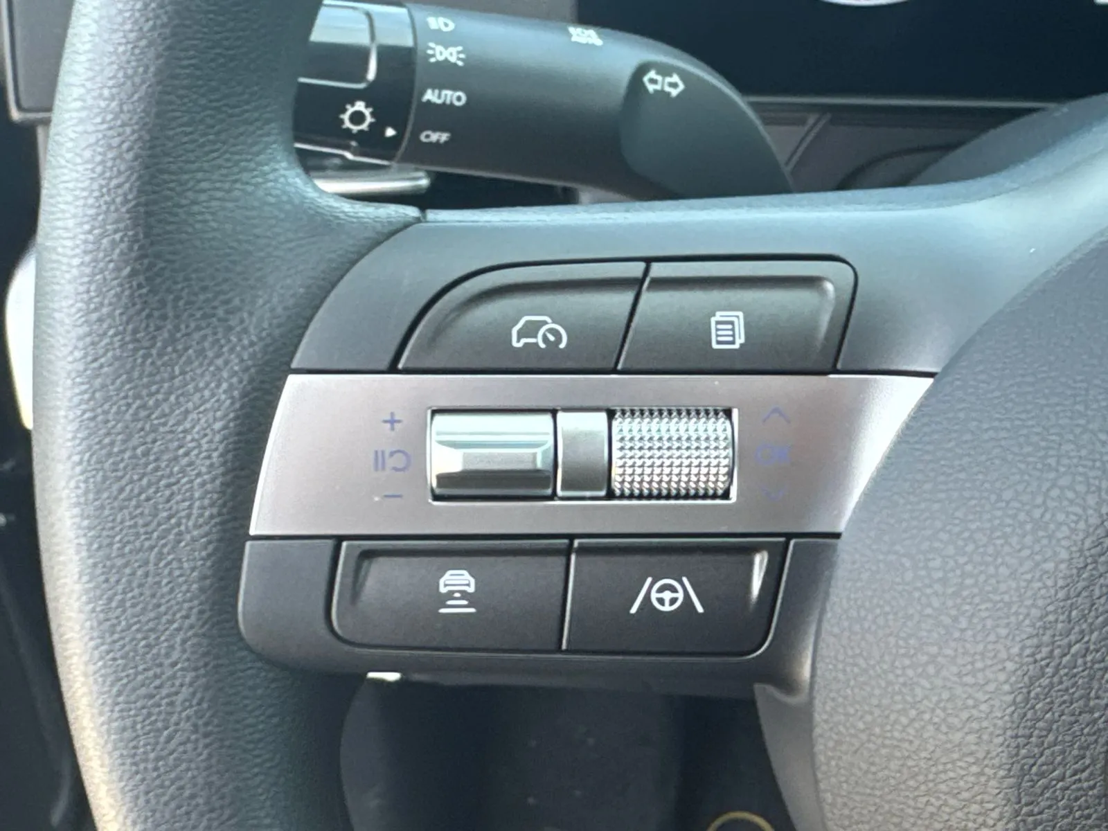 2026 Hyundai Kona SE - Photo 25