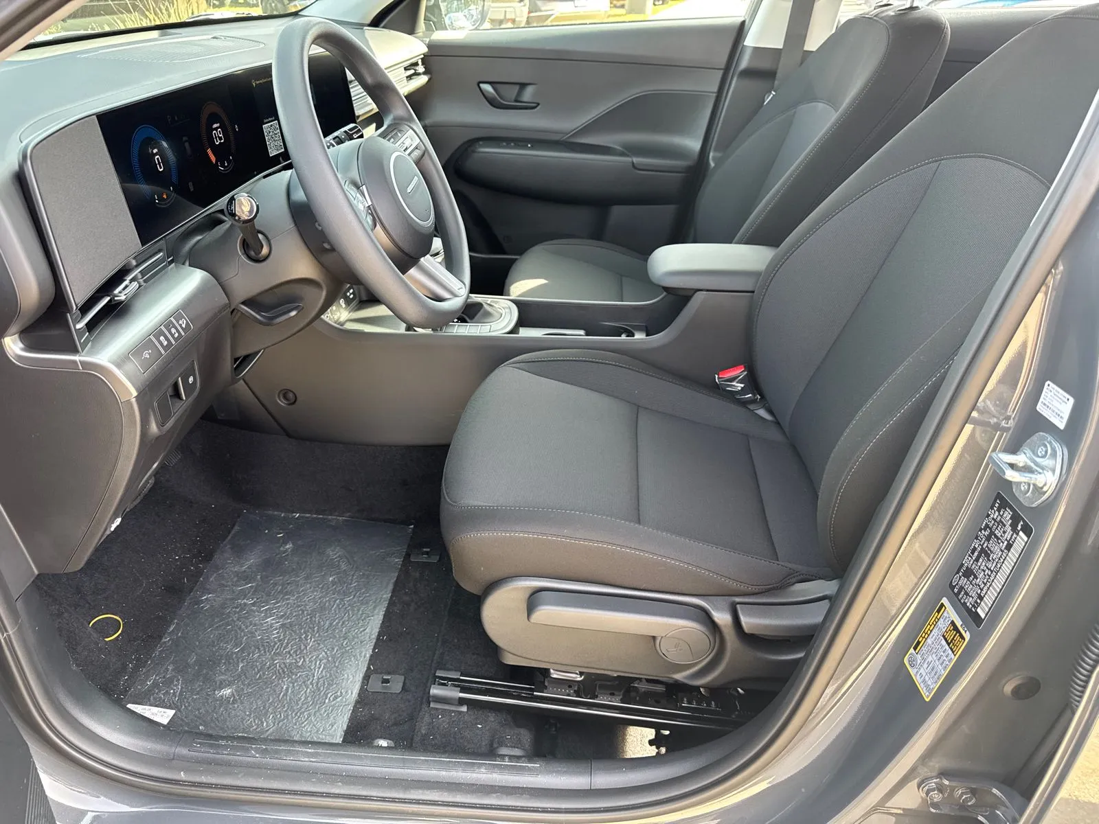 2026 Hyundai Kona SE - Photo 9