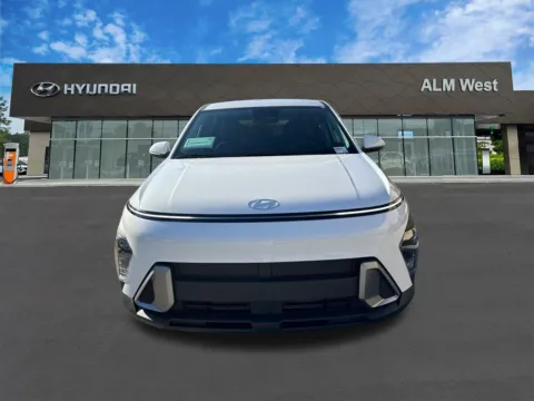 Photos of 2026 Hyundai Kona SE for sale in Lithia Springs, GA at ALM Hyundai West