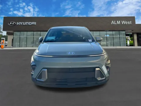Photos of 2026 Hyundai Kona SE for sale in Lithia Springs, GA at ALM Hyundai West