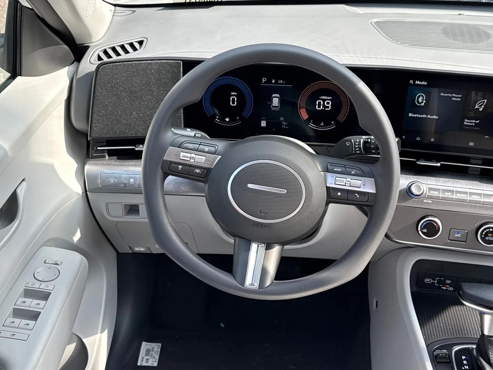2026 Hyundai Kona SE - Photo 23