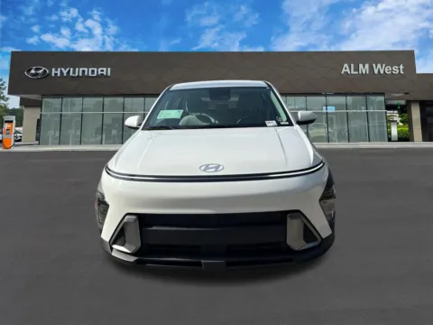 Photos of 2026 Hyundai Kona SE for sale in Lithia Springs, GA at ALM Hyundai West