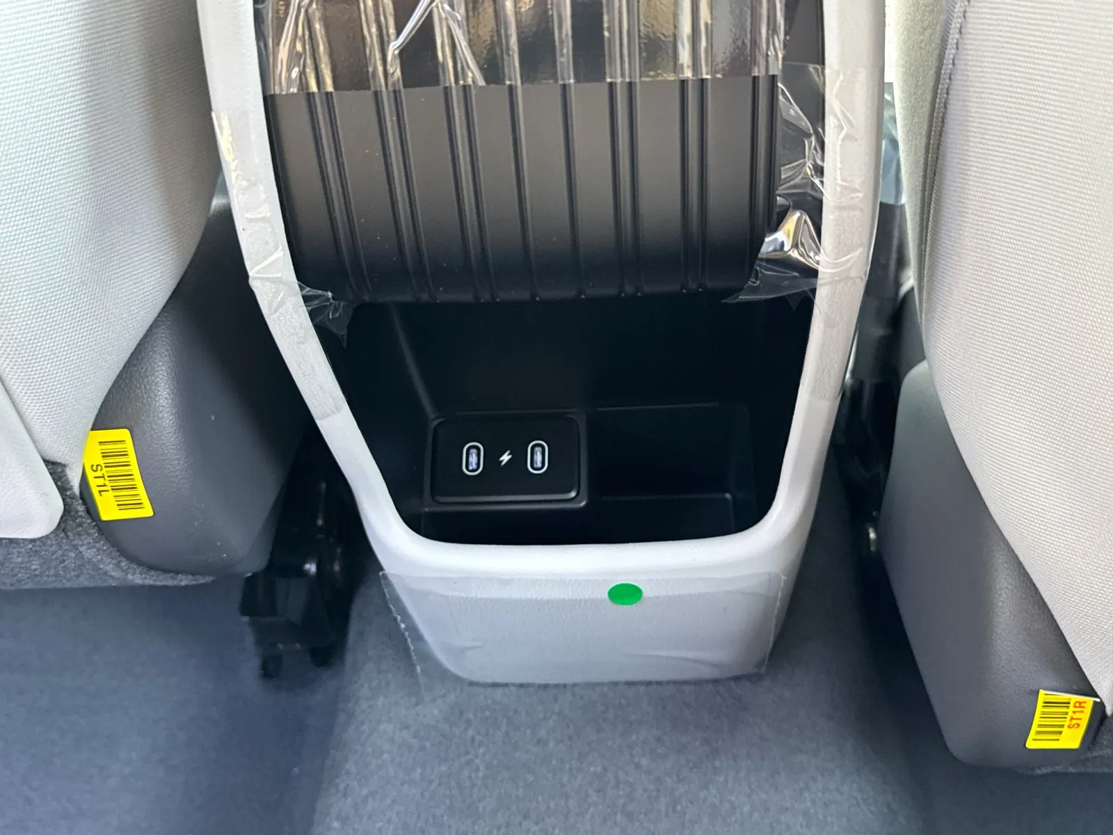 2026 Hyundai Kona SE - Photo 24