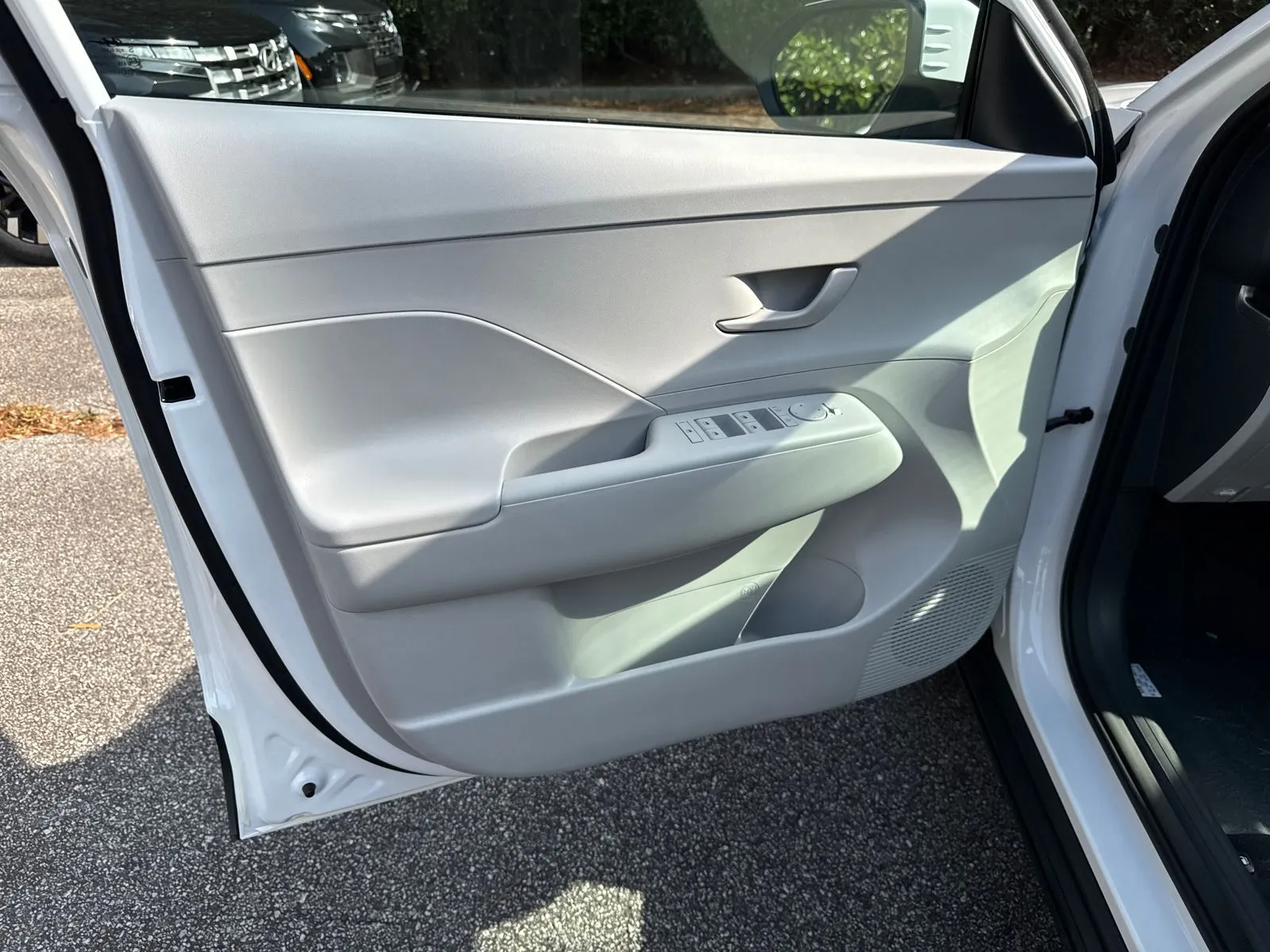 2026 Hyundai Kona SE - Photo 10