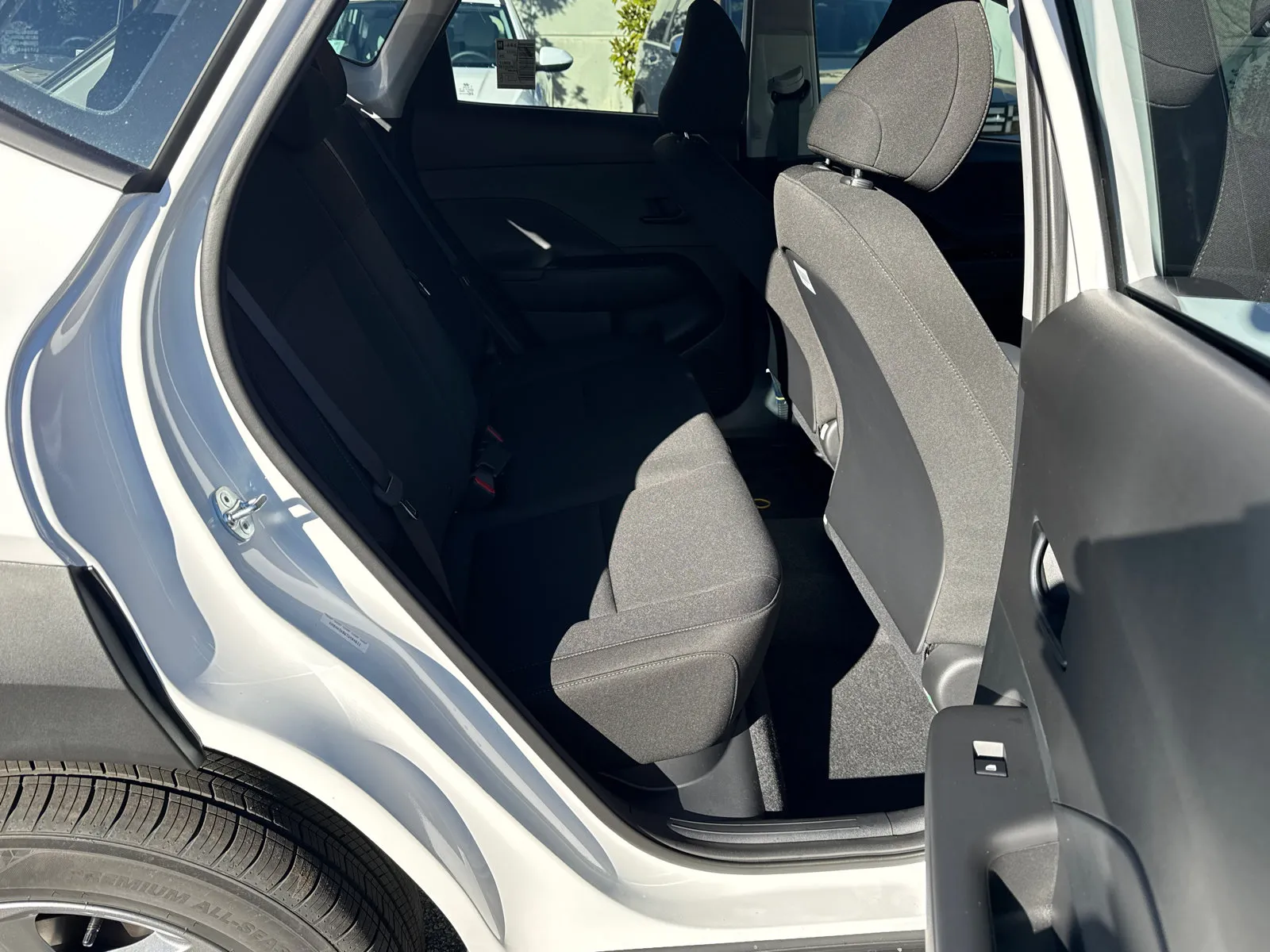 2026 Hyundai Kona SE - Photo 16