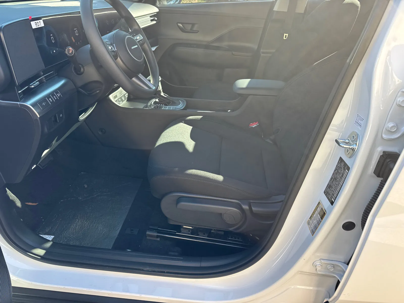 2026 Hyundai Kona SE - Photo 10