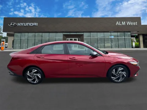 More photos of 2025 Hyundai Elantra SEL Sport at ALM Hyundai West, GA