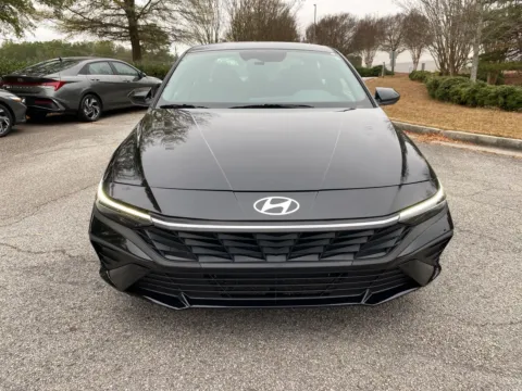 Photos of 2025 Hyundai Elantra SEL Sport for sale in Lithia Springs, GA at ALM Hyundai West