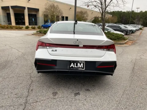 More photos of 2024 Hyundai Elantra SEL at ALM Hyundai West, GA