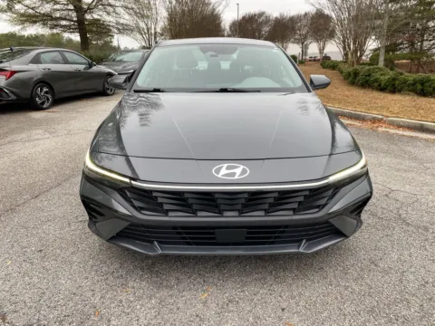 Gray 2024 Hyundai Elantra SEL for sale in Lithia Springs, GA