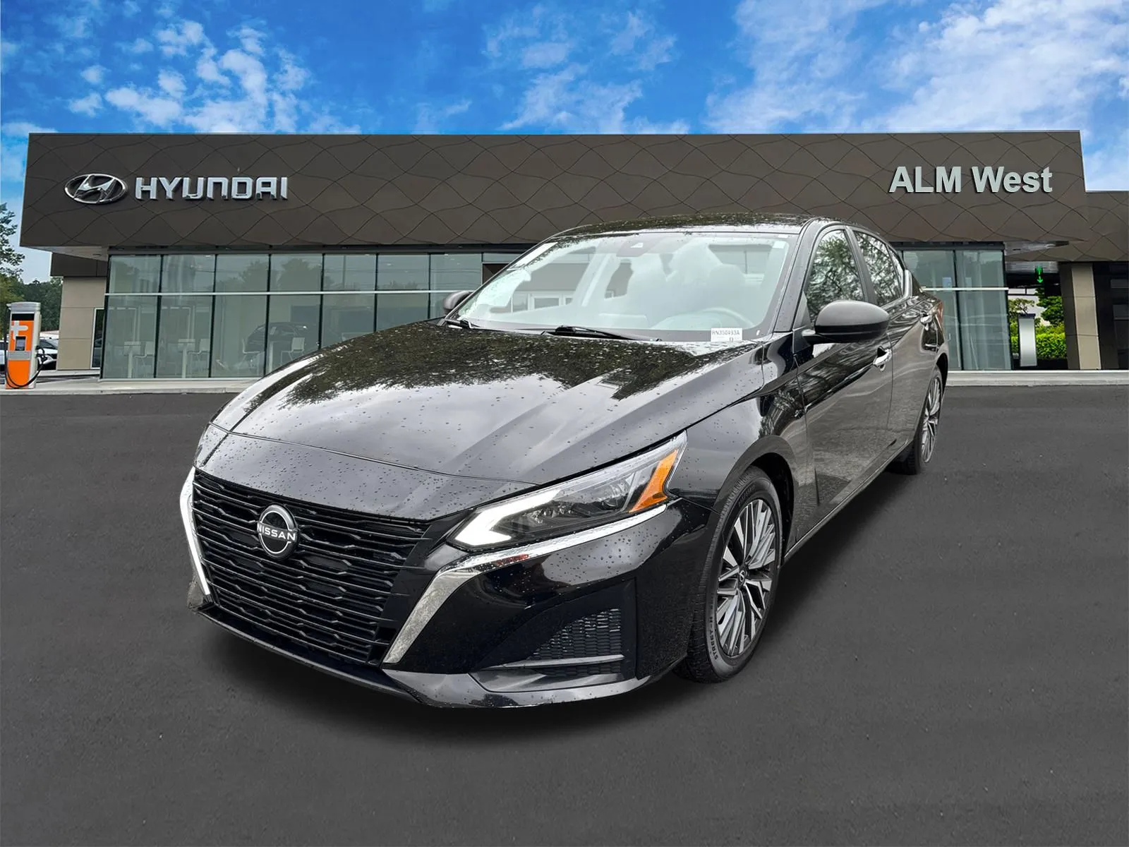2024 Nissan Altima SV's photo