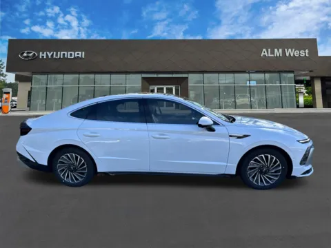 More photos of 2026 Hyundai Sonata Hybrid Limited at ALM Hyundai West, GA