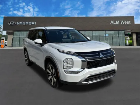 Another view of 2025 Mitsubishi Outlander SE for sale in Lithia Springs, GA at ALM Hyundai West