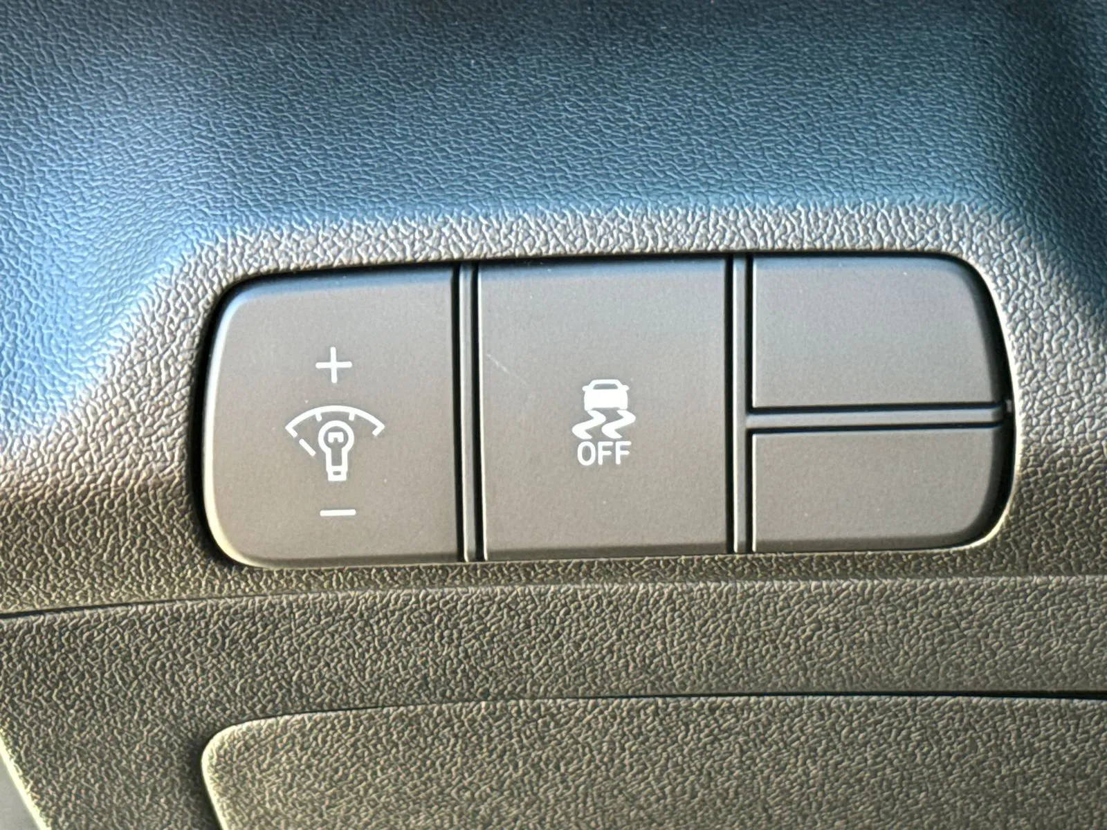2025 Hyundai Elantra SEL - Photo 35