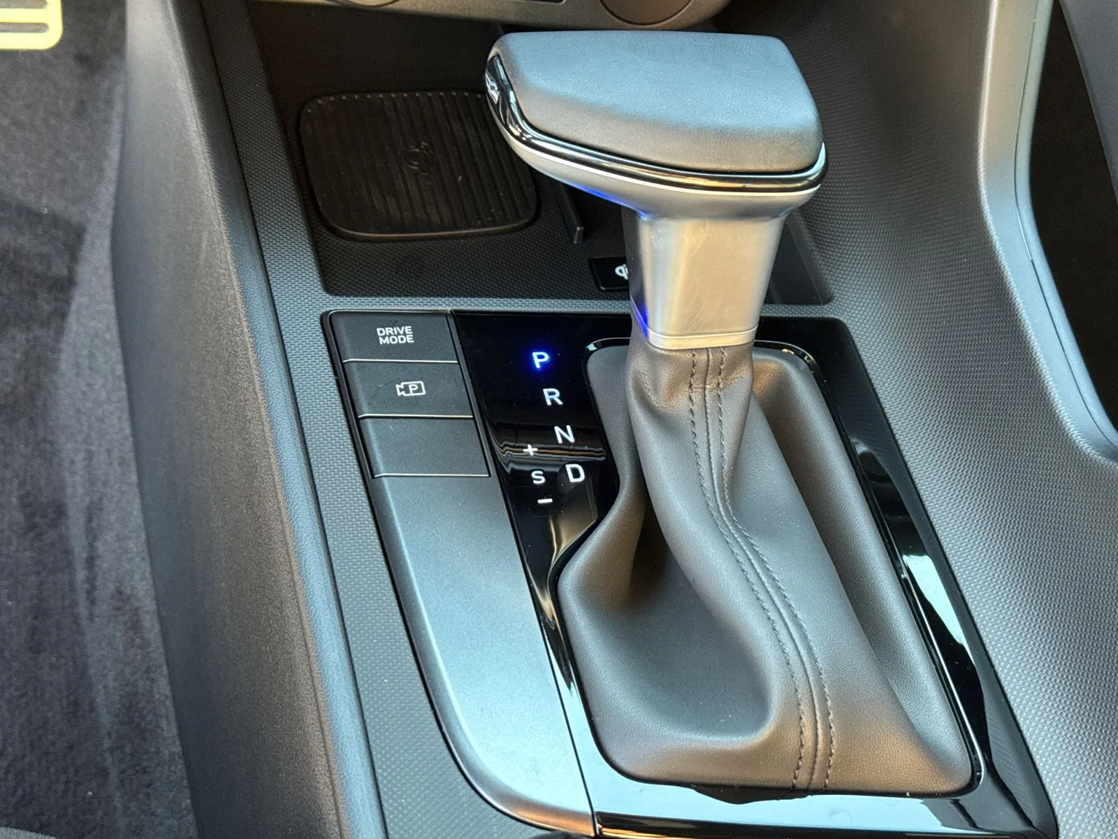 2025 Hyundai Elantra SEL - Photo 33