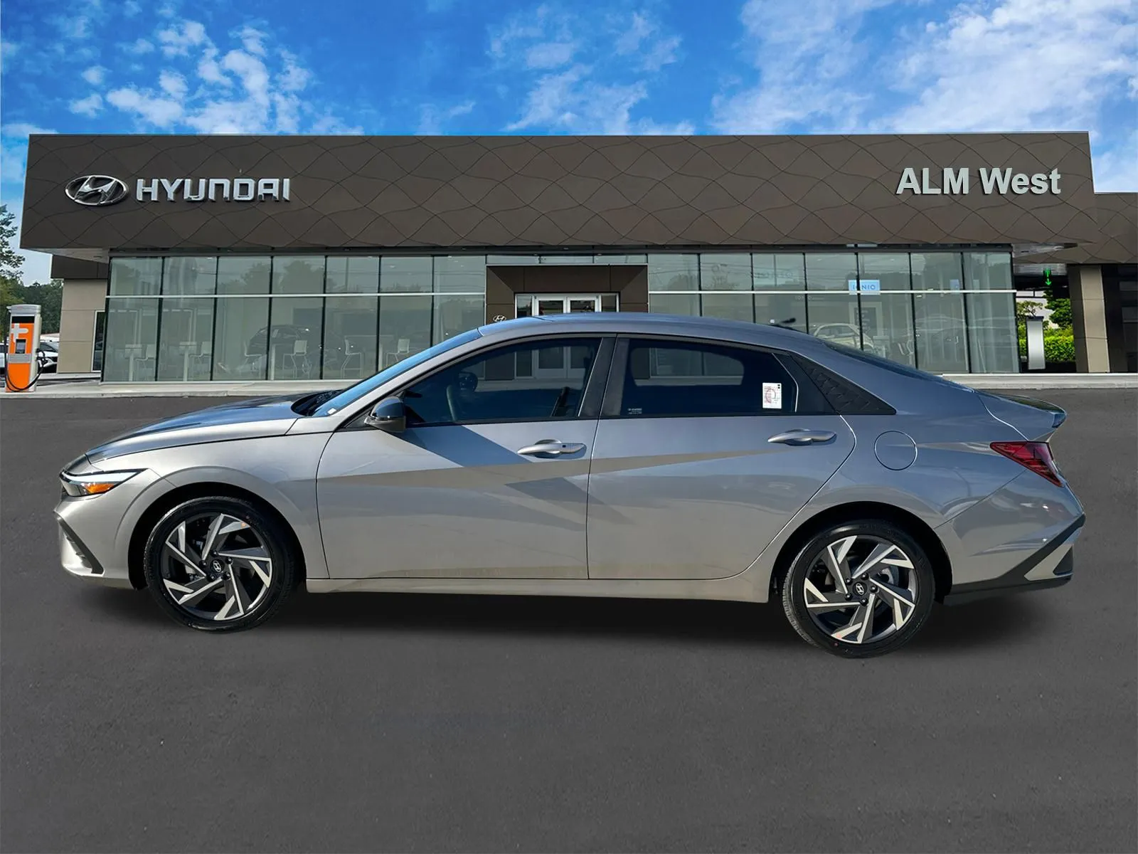 2025 Hyundai Elantra SEL - Photo 9
