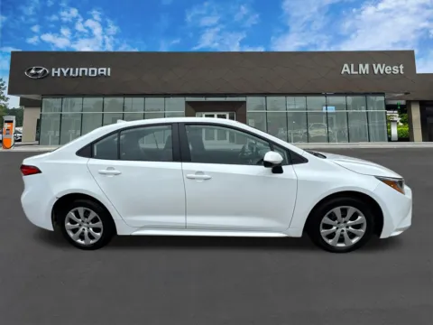 More photos of 2023 Toyota Corolla LE at ALM Hyundai West, GA